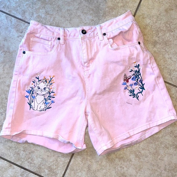 Disney The Aristocats Pink Denim Shorts - Picture 1 of 4